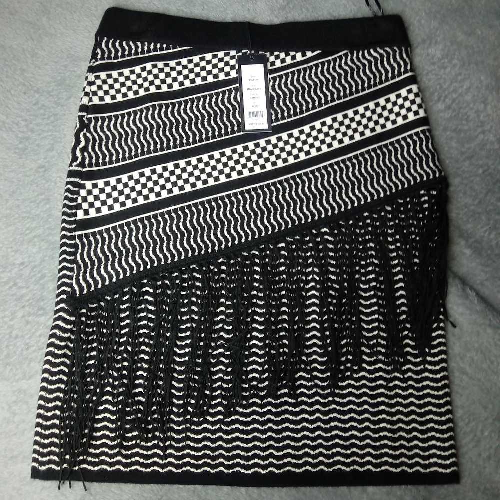 Romeo & Juliet Couture Medium Skirt